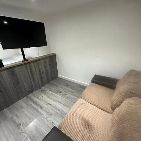Drop In Apartment Leeds (West Yorkshire)